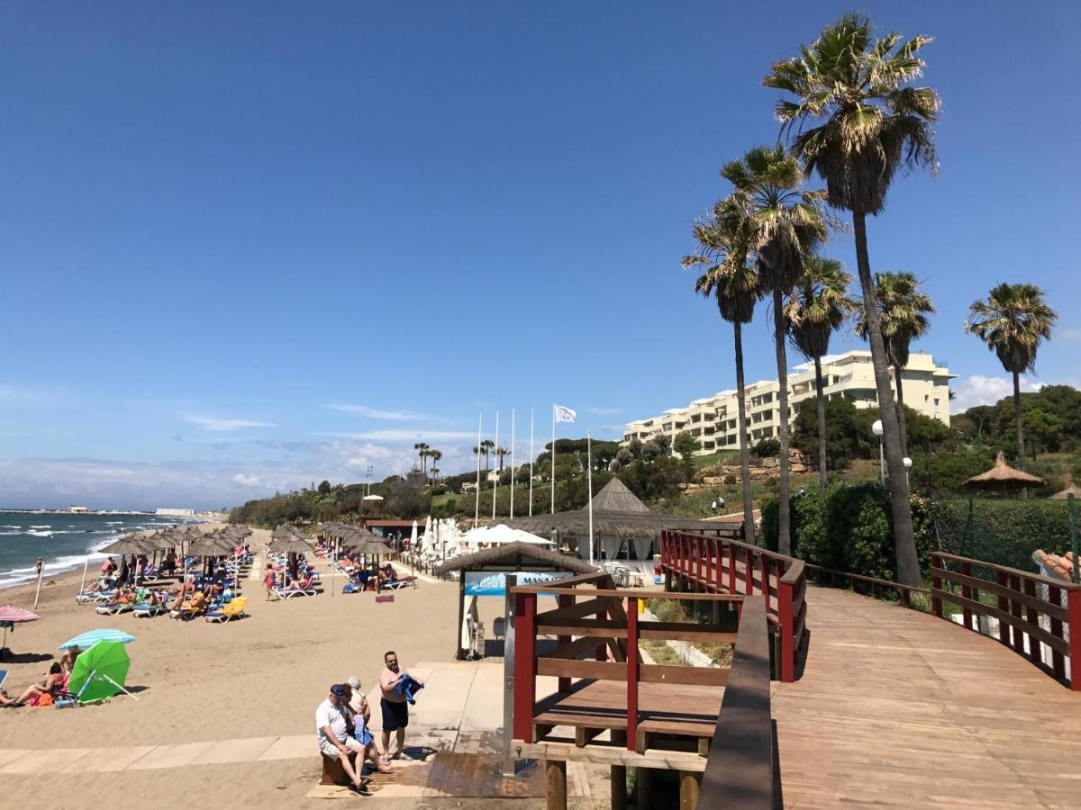 Beautiful Holiday Apartment 2 Bedroom Beach And Pool Malaga Marbella Calahonda Royale Mijas Costa Spain Zewnętrze zdjęcie