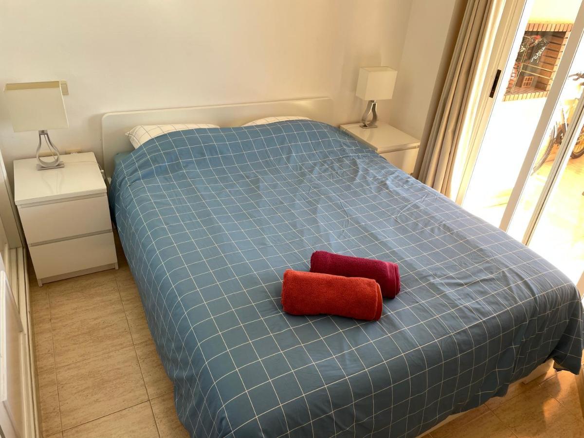 Beautiful Holiday Apartment 2 Bedroom Beach And Pool Malaga Marbella Calahonda Royale Mijas Costa Spain Zewnętrze zdjęcie